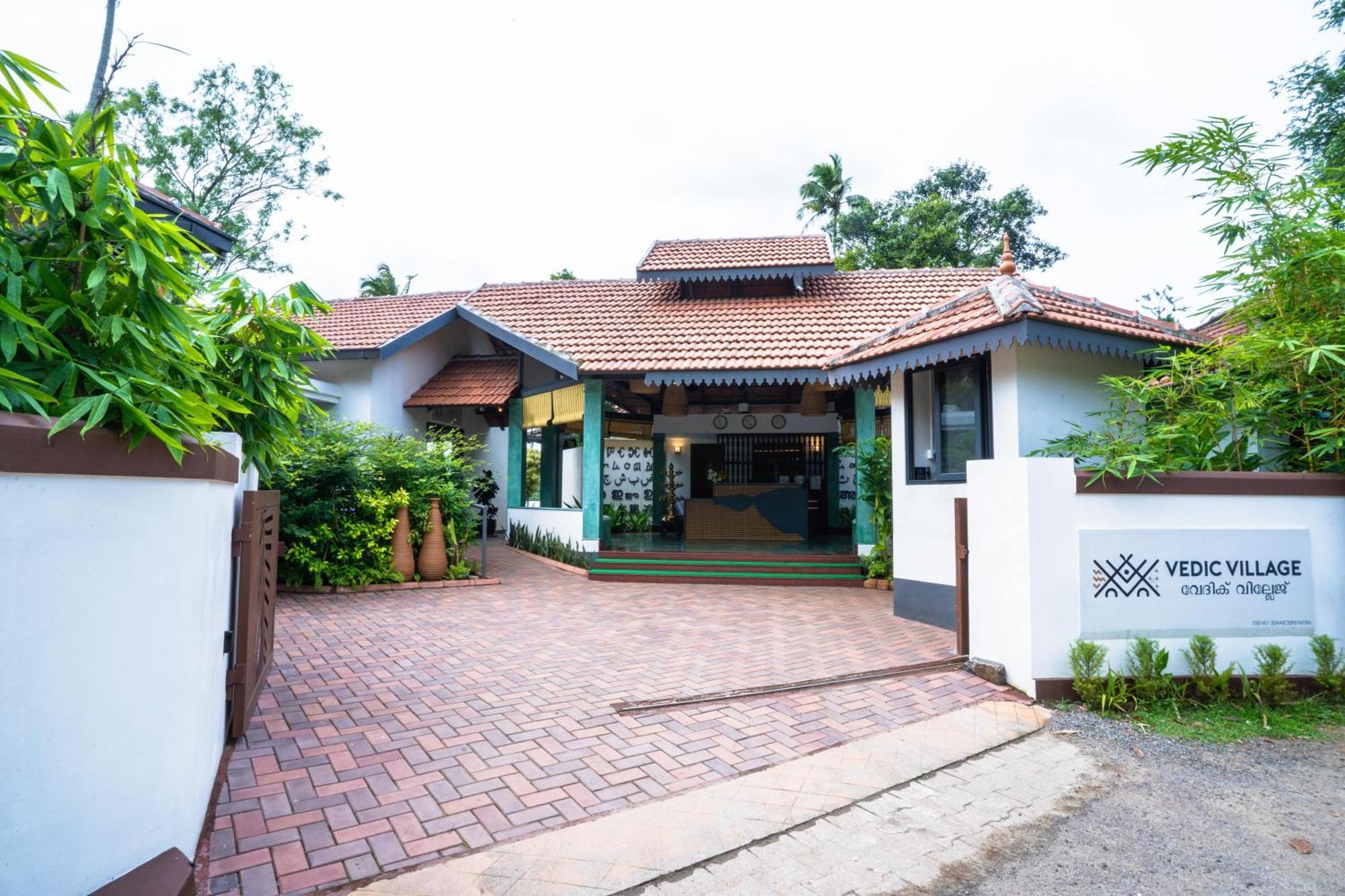 Vedic Village Retreat Kodungallur Kochi Exterior foto